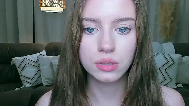 Erica_Kiss: онлайн-секс-чат