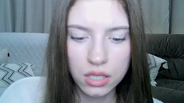 Erica_Kiss: онлайн-секс-чат