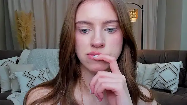 Erica_Kiss' Live XXX Chat