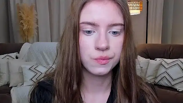 Chat +18 de Erica_Kiss ao vivo
