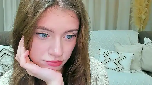 Erica_Kiss Obrolan Langsung XXX
