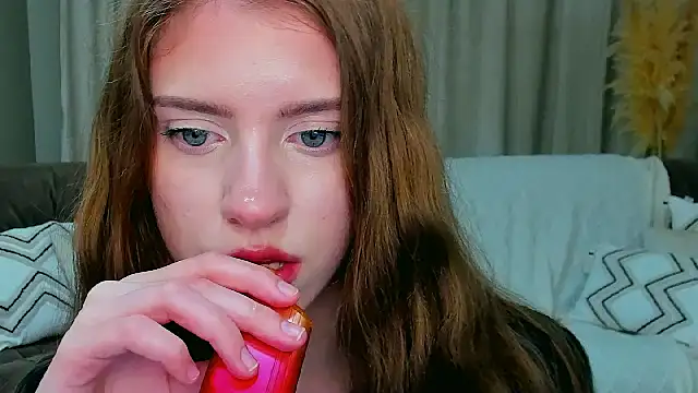 دردشة Erica_Kiss الجنسية المباشرة