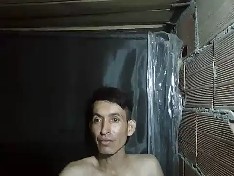 Show modela luchosexy na web-kameri