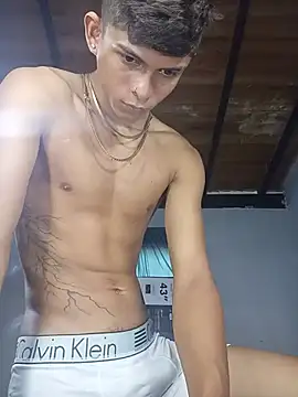 God_Eros_23cm Adlı Modelin Web Kamerası Şovu