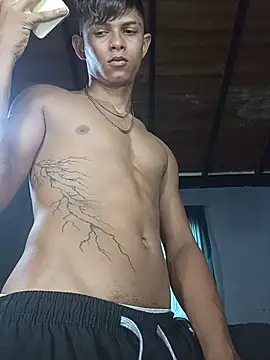 God_Eros_23cm's Webcam Show