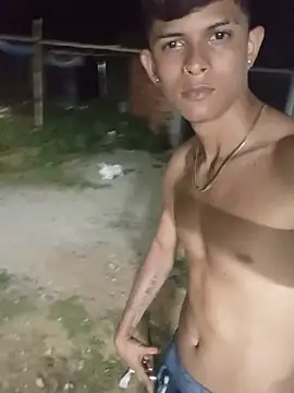 Pokazy przed kamerką – God_Eros_23cm