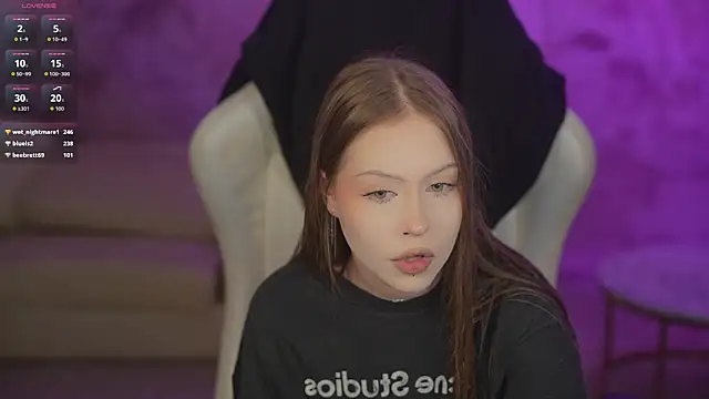 Esmie_Smile's Live XXX Chat