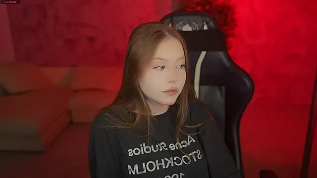 Živý XXX chat Esmie_Smile