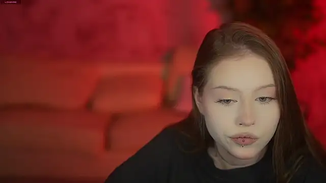 Živý XXX chat Esmie_Smile