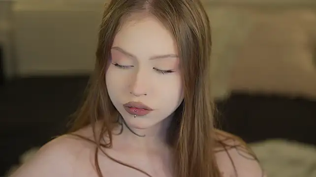 Chat XXX en directo de Esmie_Smile