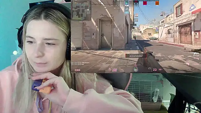 VladaLevine's Webcam Show