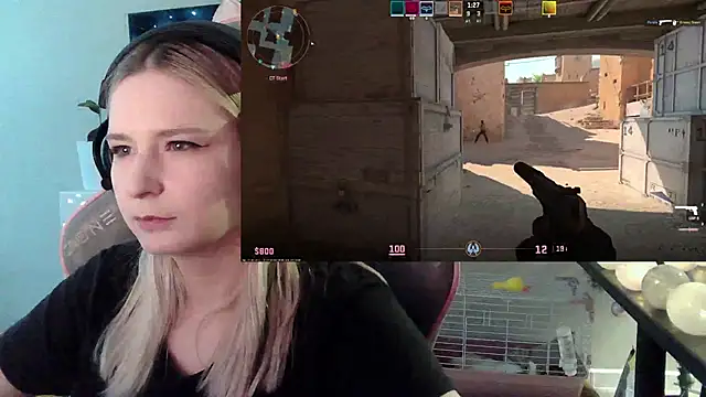 VladaLevine's Webcam Show