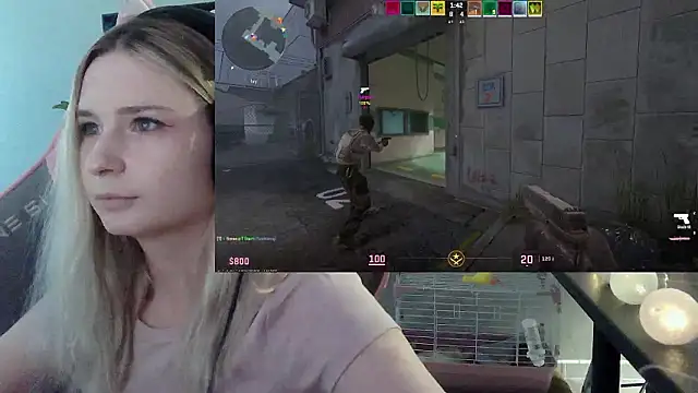 VladaLevine: διαδικτυακό σόου στην κάμερα