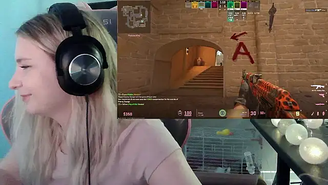 VladaLevine webkamerás műsora