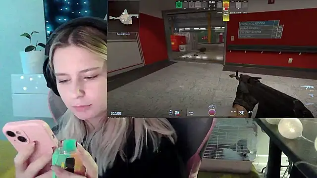 VladaLevine: вебкам-шоу