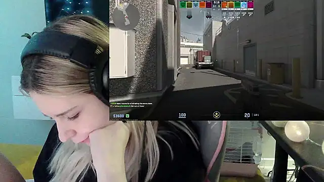 VladaLevine – Kamerová šou