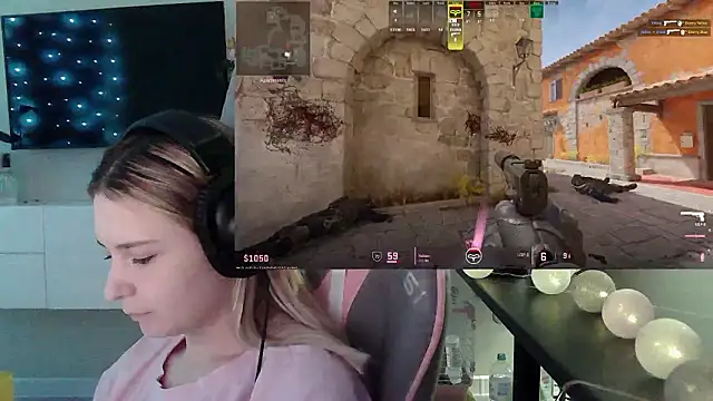 VladaLevine: вебкам-шоу