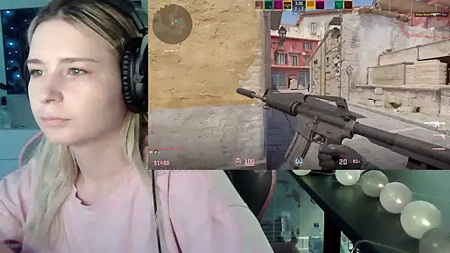 Вебкам-шоу VladaLevine