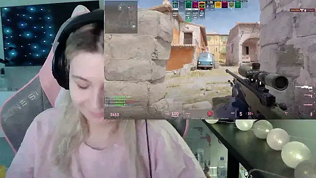 VladaLevine 网络视讯表演