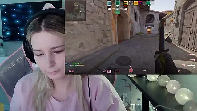 VladaLevine's Webcam Show