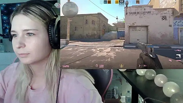 VladaLevine's Webcam Show