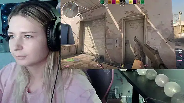 VladaLevine's Webcam Show