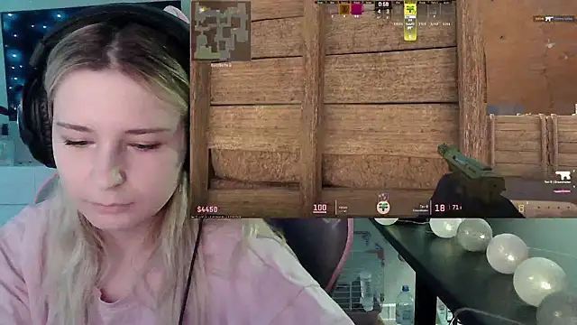 VladaLevine's Webcam Show