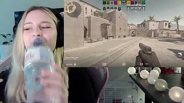 VladaLevine: διαδικτυακό σόου στην κάμερα