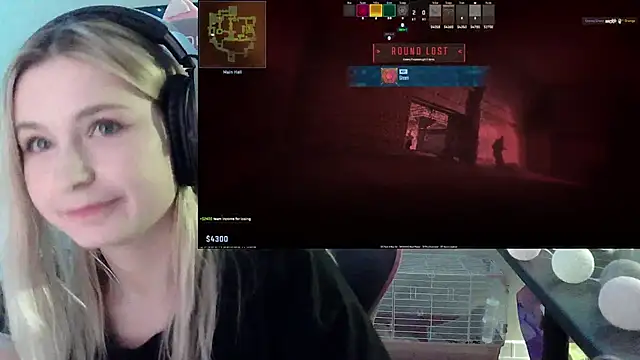 VladaLevine: διαδικτυακό σόου στην κάμερα