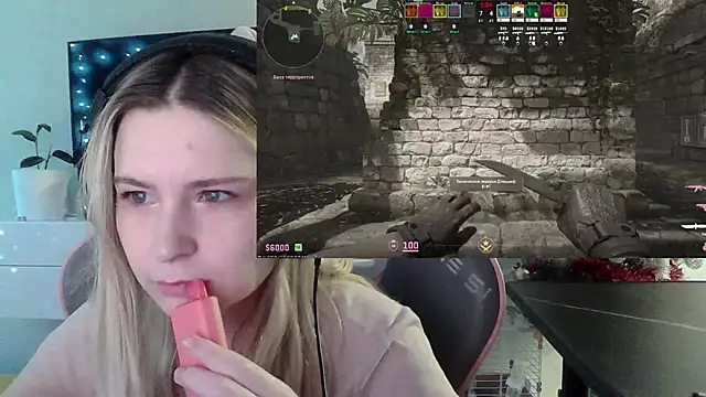 VladaLevine Show in webcam