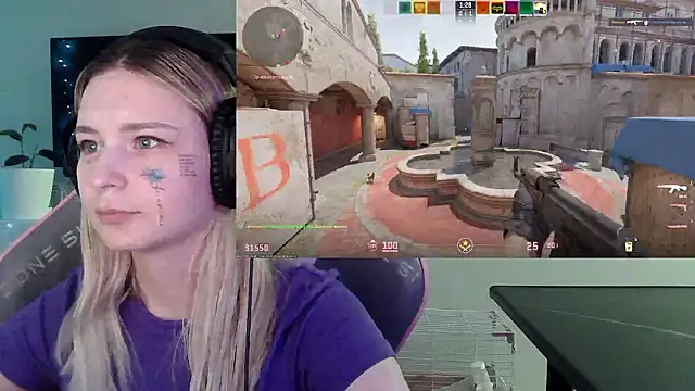 Вебкам-шоу VladaLevine