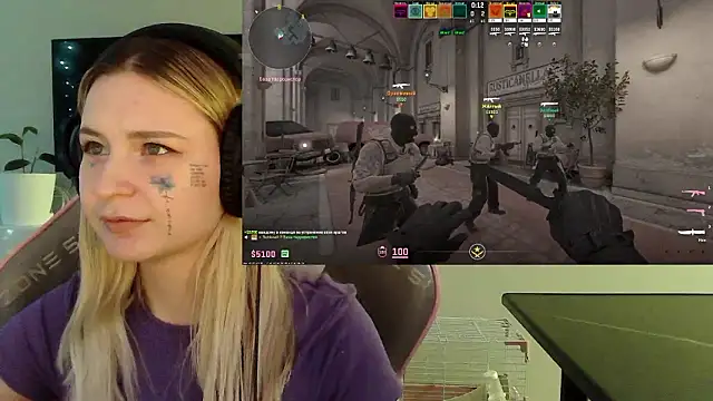 VladaLevine – Kamerová šou