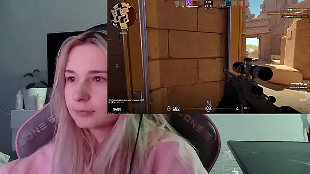 Pokazy przed kamerką – VladaLevine