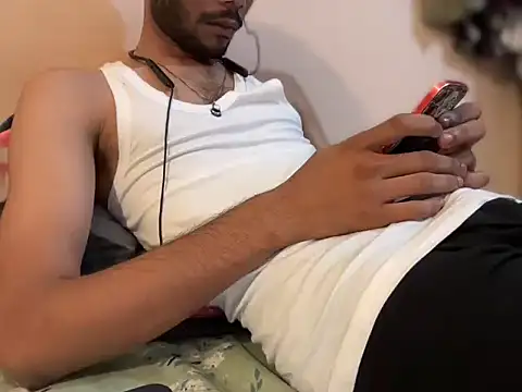 hunterasiaaaa Webcam show