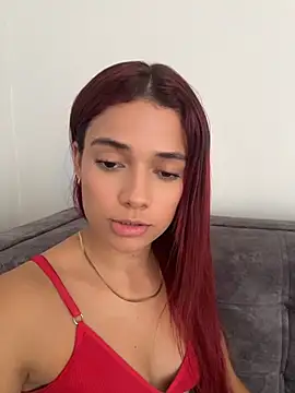 amber_sparkle Show in webcam