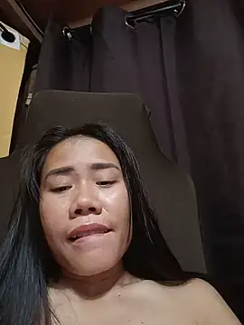 Hotsquirter_10's Webcam Show