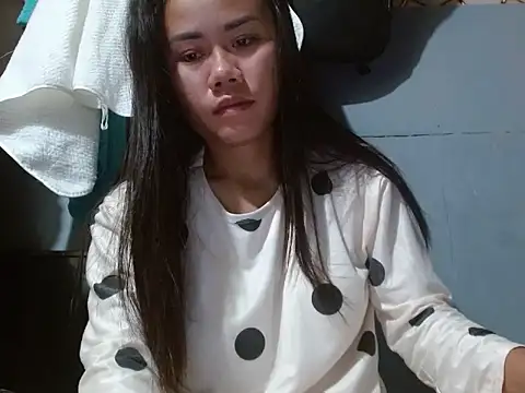 Webkamerová show Sexhotasian10