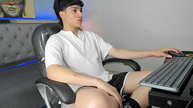 SamBlack_ Show in webcam