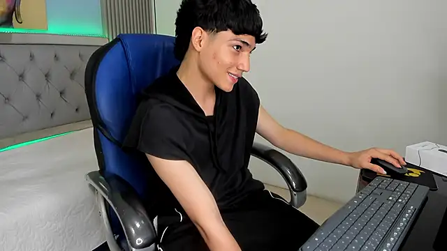 SamBlack_ 网络视讯表演
