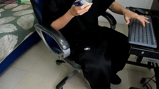 SamBlack_のウェブカメラショー