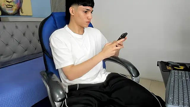 SamBlack_ 在線直播表演