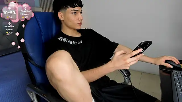 SamBlack_'s Webcam Show