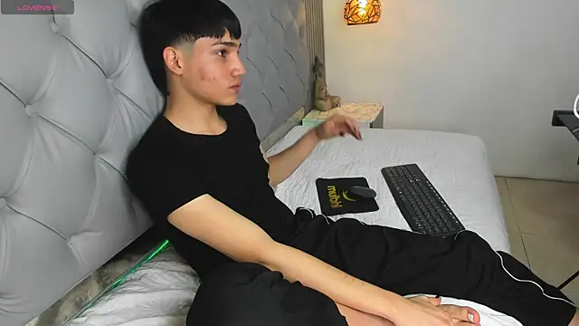 Pertunjukan Kamera Web SamBlack_
