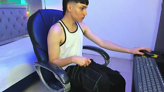 SamBlack_'s Webcam Show