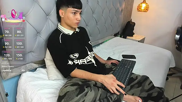 SamBlack_ 网络视讯表演