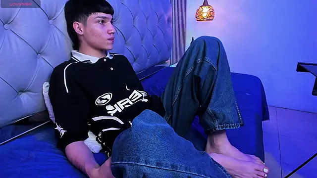 SamBlack_ webcam show