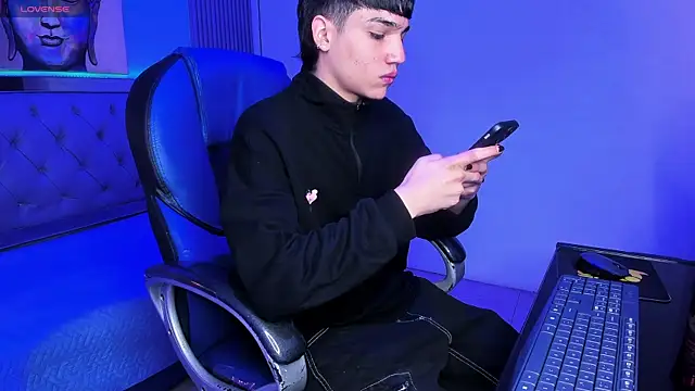 SamBlack_ webkamerás műsora