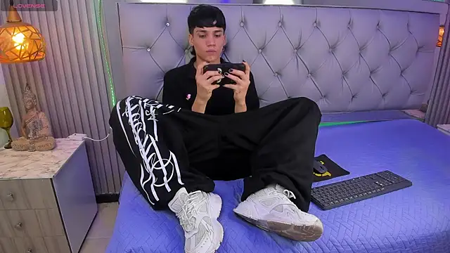 SamBlack_ Webcamshow