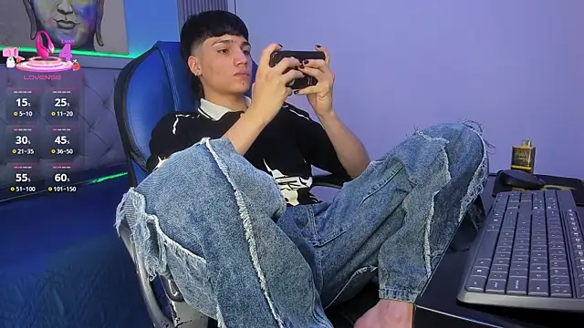 SamBlack_ 网络视讯表演
