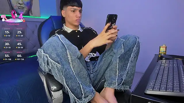 SamBlack_ Show Webcam